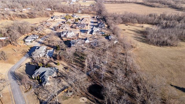 507 Chattin Circle, Bentonville, AR 72713