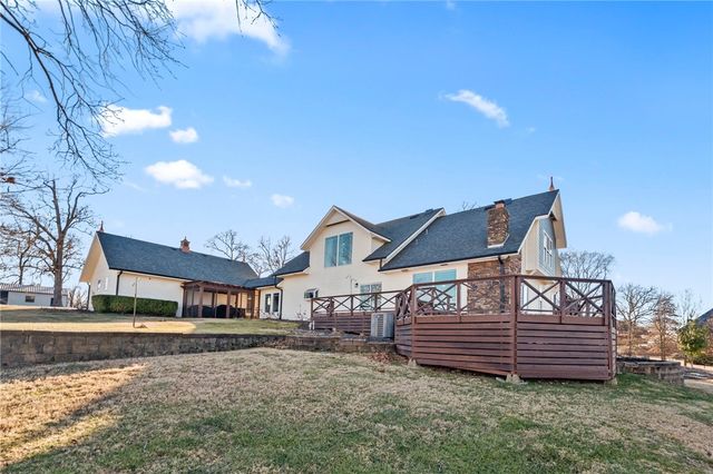 507 Chattin Circle, Bentonville, AR 72713