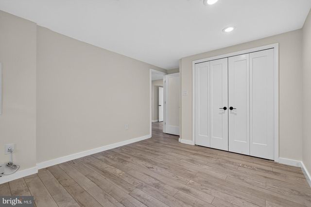 7411 CRESTBERRY LN, Bethesda, MD 20817