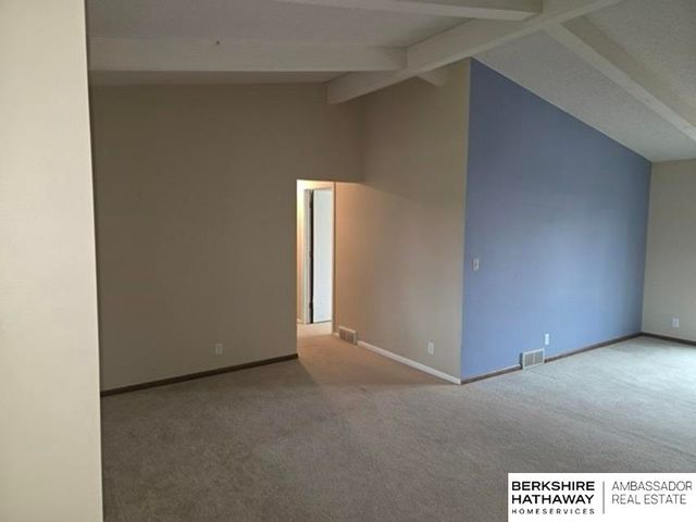 3010 Snead Drive, Fremont, NE 68025