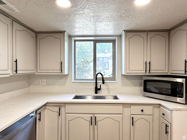 2545 W 3360 S, West Valley City, UT 84119
