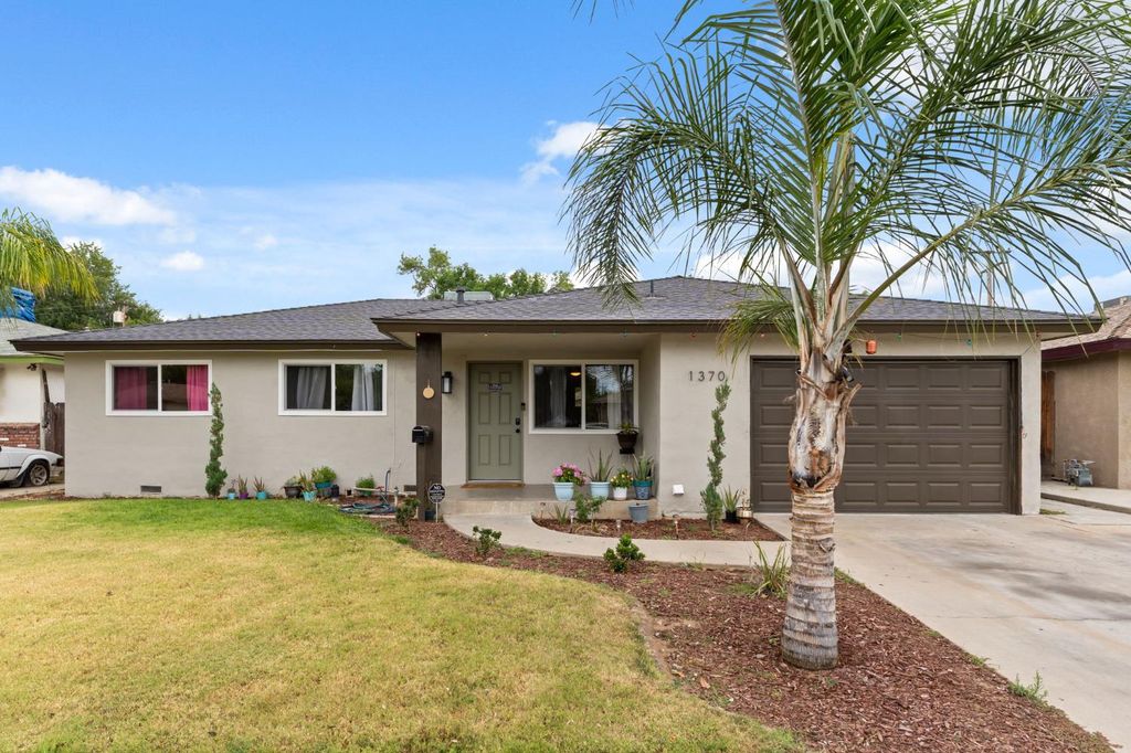 Image 2 of property listing at 1370 N Willow Avenue, Fresno, CA 93727