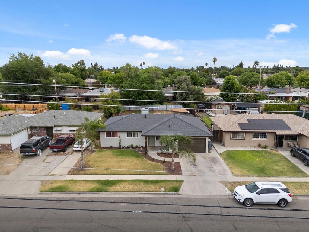 Image 42 of property listing at 1370 N Willow Avenue, Fresno, CA 93727