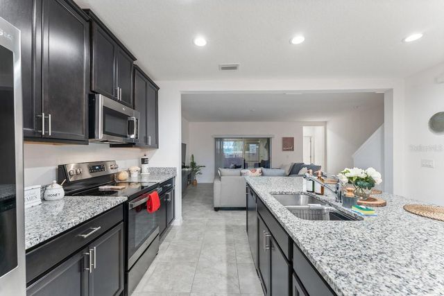 145 CLAIRE LANE, Davenport, FL 33837