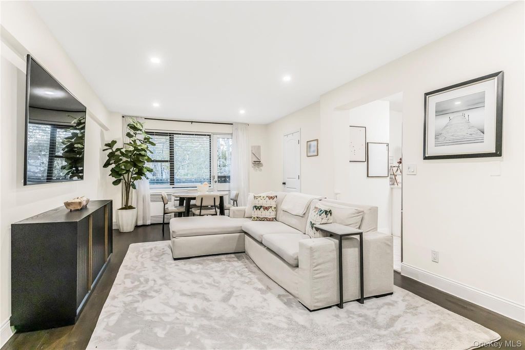 640 Pelham Road 3F, New Rochelle, NY 10805