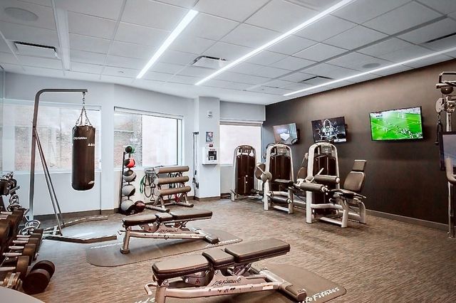 110 Stuart St 16H, Boston, MA 02116