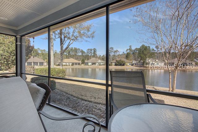 40 Catamaran Ln, Okatie, SC 29909