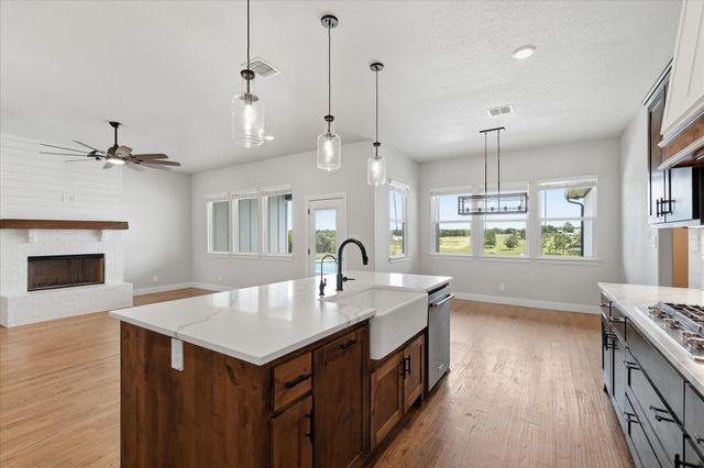 120 Grace View Road, Weatherford, TX 76088