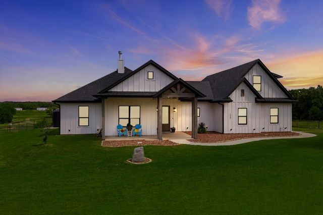 120 Grace View Road, Weatherford, TX 76088