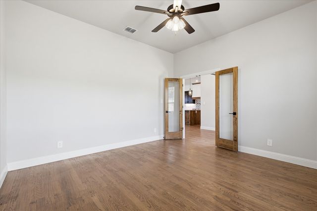 120 Grace View Road, Weatherford, TX 76088