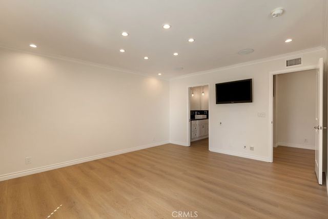 1088 Buckingham Lane, Newport Beach, CA 92660