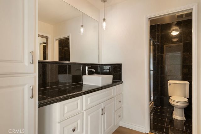 1088 Buckingham Lane, Newport Beach, CA 92660