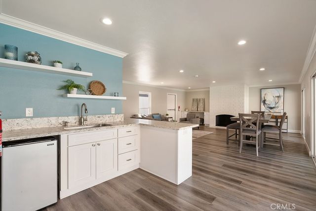 1088 Buckingham Lane, Newport Beach, CA 92660