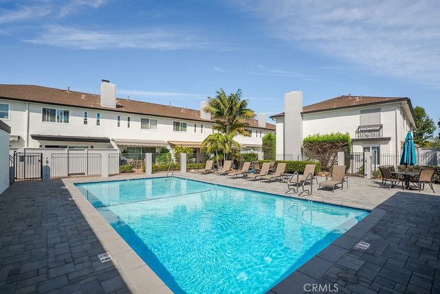 1088 Buckingham Lane, Newport Beach, CA 92660