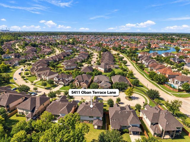 5411 Oban Terrace Lane, Sugar Land, TX 77479