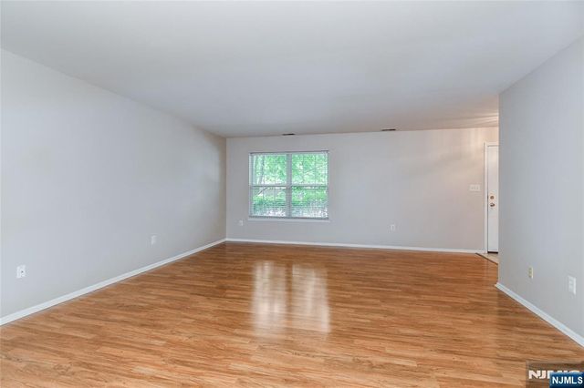 2055 Charles Court, Mahwah, NJ 07430