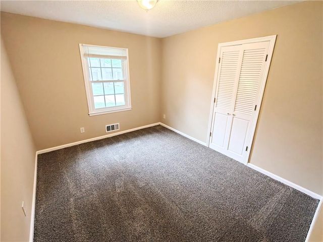 3900 S Hands Street, Independence, MO 64055
