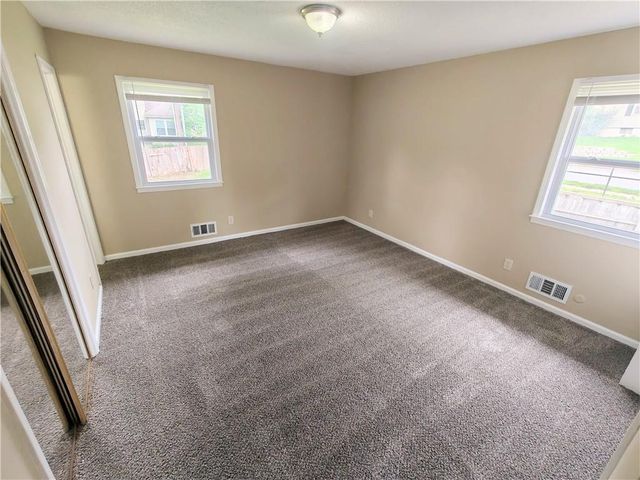 3900 S Hands Street, Independence, MO 64055