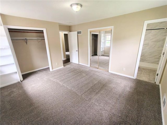 3900 S Hands Street, Independence, MO 64055
