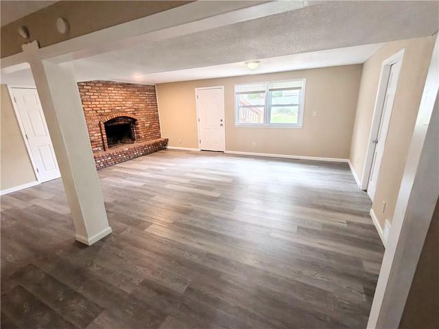 3900 S Hands Street, Independence, MO 64055