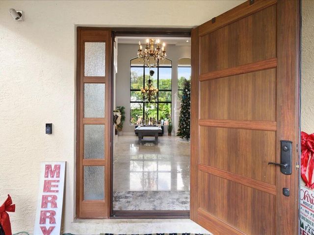 10596 Versailles Boulevard, Wellington, FL 33449
