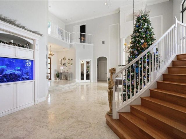 10596 Versailles Boulevard, Wellington, FL 33449