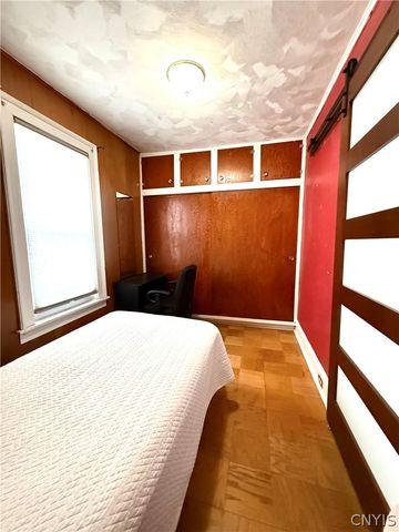 65 Perry Street, Auburn, NY 13021