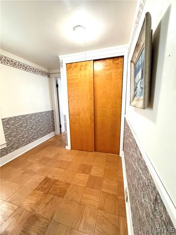 65 Perry Street, Auburn, NY 13021