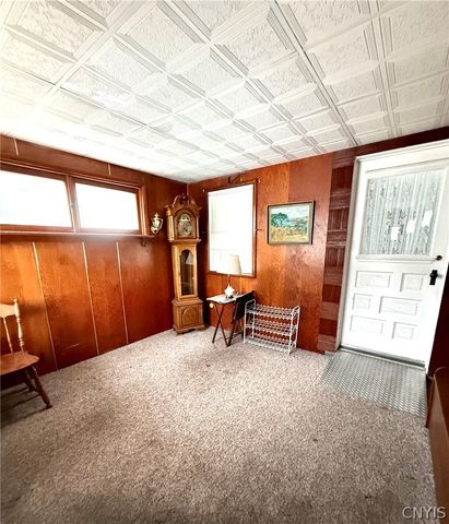 65 Perry Street, Auburn, NY 13021