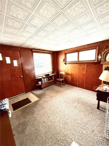 65 Perry Street, Auburn, NY 13021