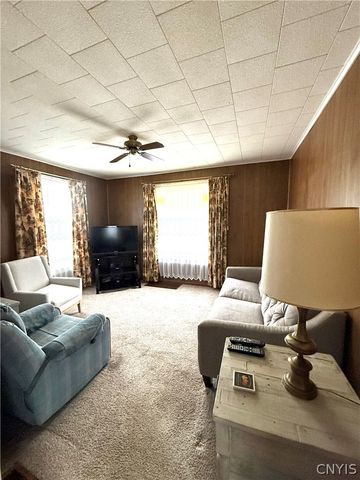 65 Perry Street, Auburn, NY 13021