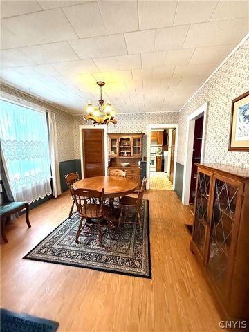 65 Perry Street, Auburn, NY 13021