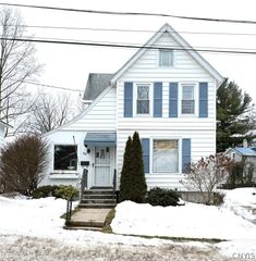 65 Perry Street, Auburn, NY 13021