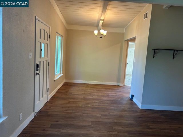 1517 Garfield St, Fairfield, CA 94533