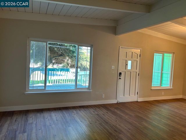 1517 Garfield St, Fairfield, CA 94533