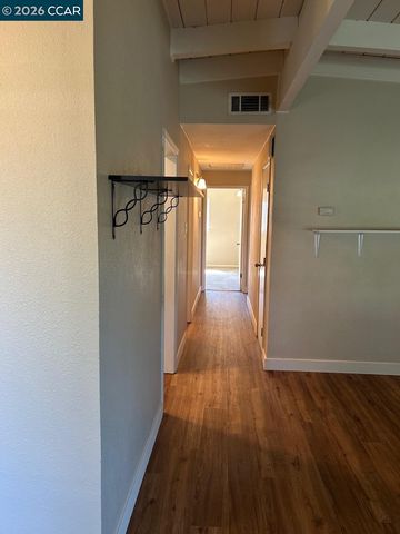 1517 Garfield St, Fairfield, CA 94533