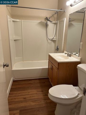 1517 Garfield St, Fairfield, CA 94533