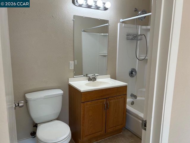 1517 Garfield St, Fairfield, CA 94533