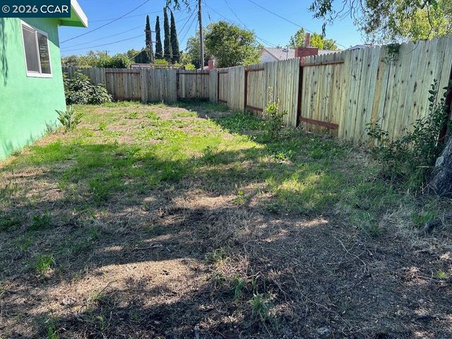 1517 Garfield St, Fairfield, CA 94533