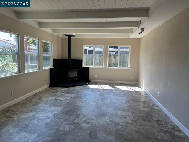 1517 Garfield St, Fairfield, CA 94533