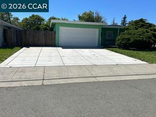 1517 Garfield St, Fairfield, CA 94533