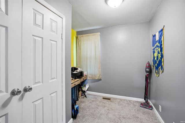 105 W North C Street, Gas City, IN 46933