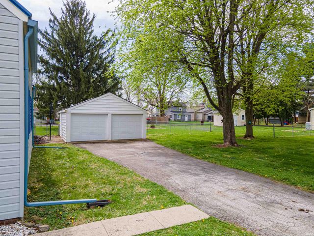 105 W North C Street, Gas City, IN 46933