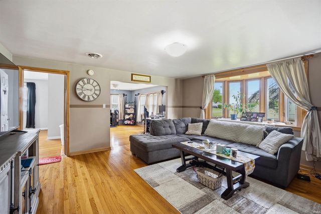 105 W North C Street, Gas City, IN 46933