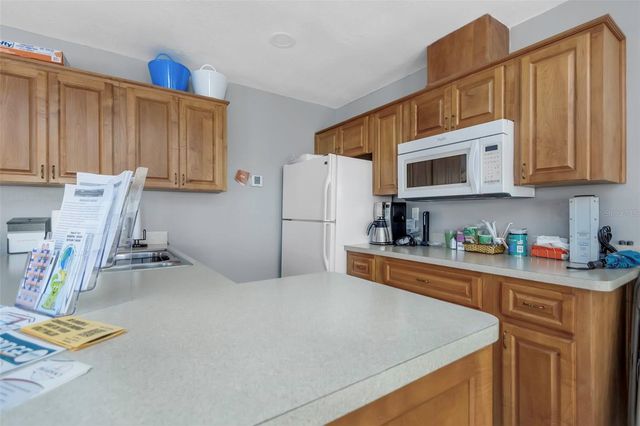 6518 THICKET TRAIL, New Port Richey, FL 34653