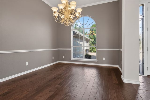 2612 Waters Edge Drive, Granbury, TX 76048