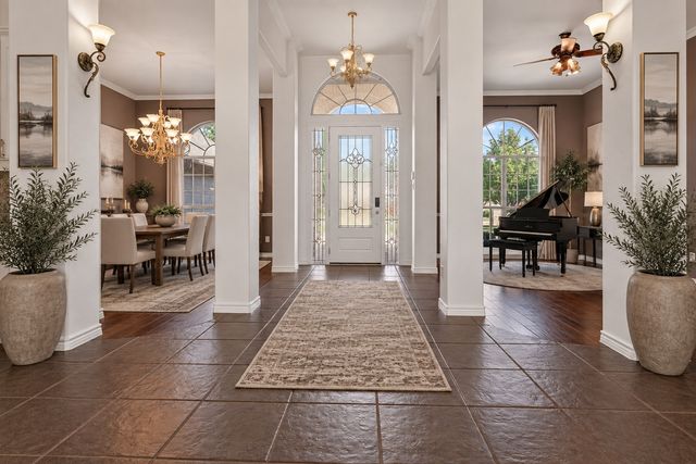 2612 Waters Edge Drive, Granbury, TX 76048