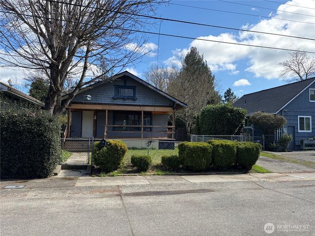 1506 Elizabeth Avenue, Bremerton, WA 98337
