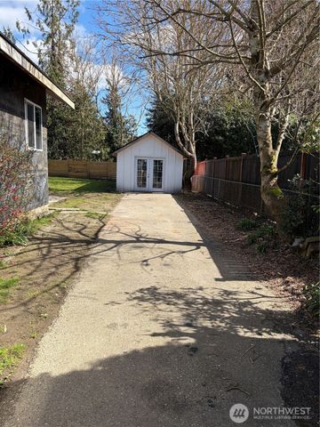 1506 Elizabeth Avenue, Bremerton, WA 98337