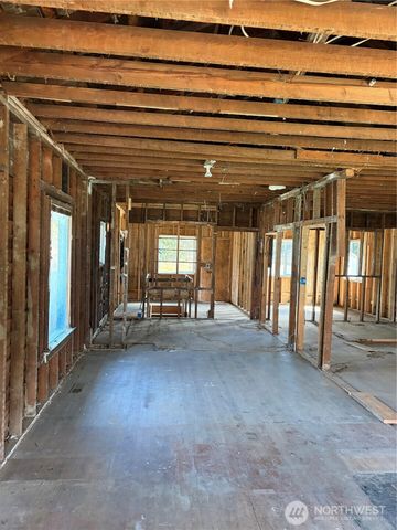 1506 Elizabeth Avenue, Bremerton, WA 98337